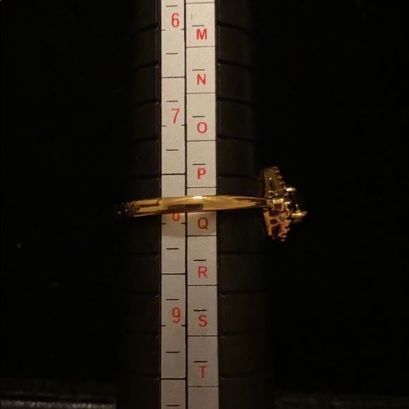 Golden ring - Picture 2 of 2